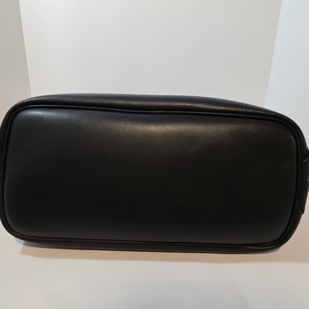 Givenchy Winged Leather Tote - Picture 14 of 16